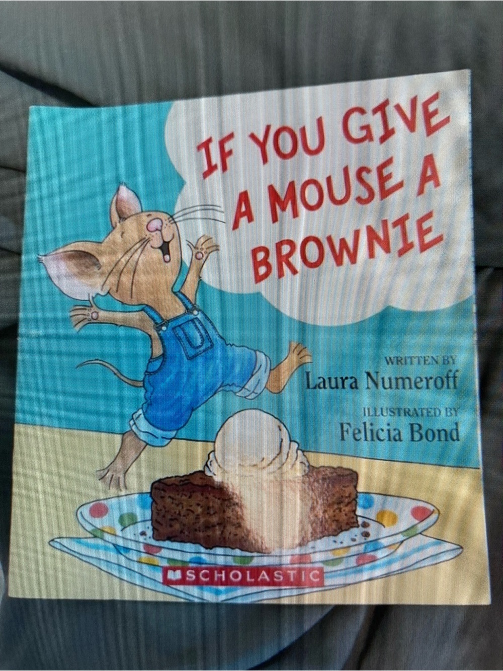 If You Give a Mouse a Brownie - Scholastic Kids Trading Card